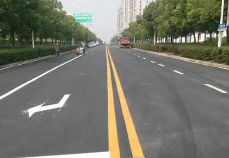 蘇州道路劃線的材料怎么樣選擇好的？