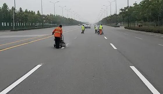 揚州道路劃線電話， 揚州市區專業道路劃線公司電話